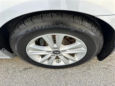 2013 Hyundai SONATA GLS   - Photo 24 - Indianapolis, IN 46234