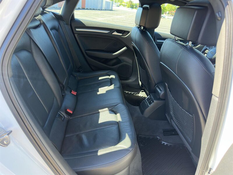 2015 Audi A3 2.0 Premium TDI - Photo 13 - Indianapolis, IN 46234