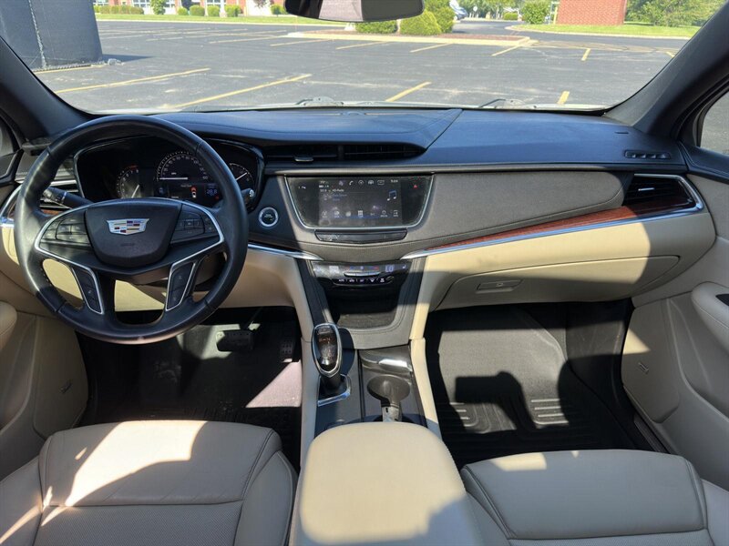 2018 Cadillac XT5 Luxury - Photo 8 - Indianapolis, IN 46234