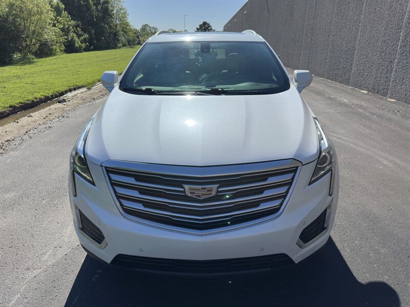 2018 Cadillac XT5 Luxury - Photo 2 - Indianapolis, IN 46234