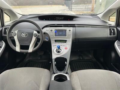 2013 Toyota Prius Two   - Photo 9 - Indianapolis, IN 46234