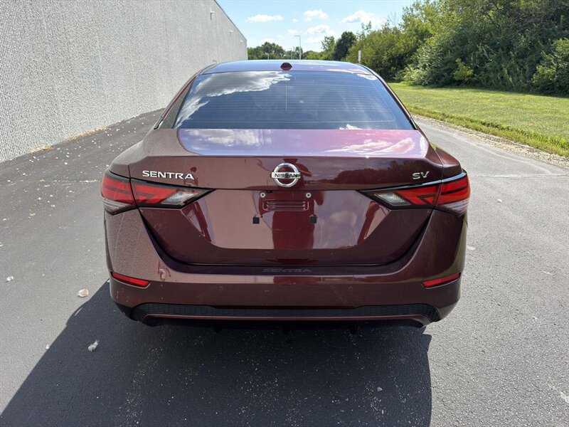 2022 Nissan Sentra SV - Photo 5 - Indianapolis, IN 46234