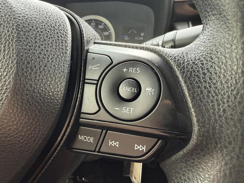 2020 Toyota Corolla LE - Photo 22 - Indianapolis, IN 46234