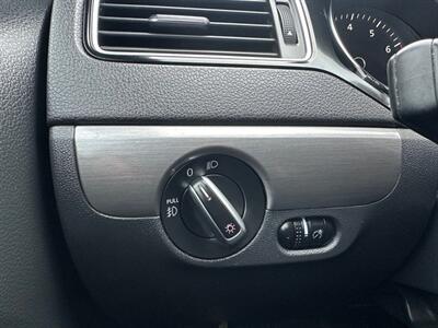 2016 Volkswagen Jetta 1.8T Sport   - Photo 19 - Indianapolis, IN 46234