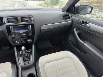 2016 Volkswagen Jetta 1.8T Sport   - Photo 10 - Indianapolis, IN 46234
