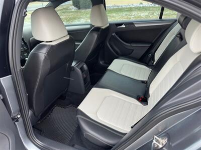 2016 Volkswagen Jetta 1.8T Sport   - Photo 12 - Indianapolis, IN 46234
