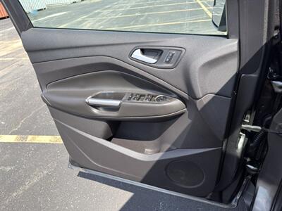 2016 Ford Escape SE - Photo 26 - Indianapolis, IN 46234