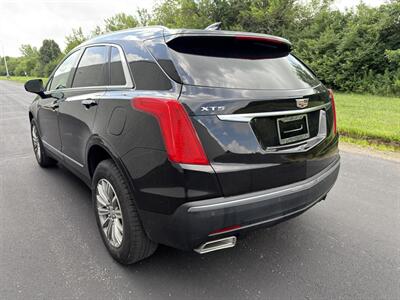 2017 Cadillac XT5 Luxury   - Photo 5 - Indianapolis, IN 46234
