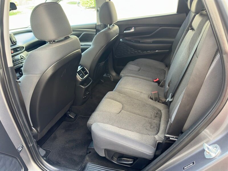 2020 Hyundai SANTA FE SEL - Photo 11 - Indianapolis, IN 46234