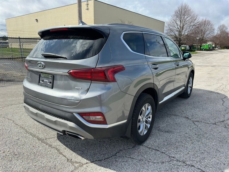 2020 Hyundai SANTA FE SEL - Photo 4 - Indianapolis, IN 46234