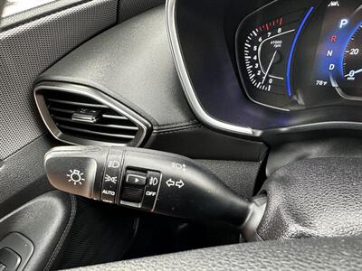 2020 Hyundai SANTA FE SEL   - Photo 22 - Indianapolis, IN 46234