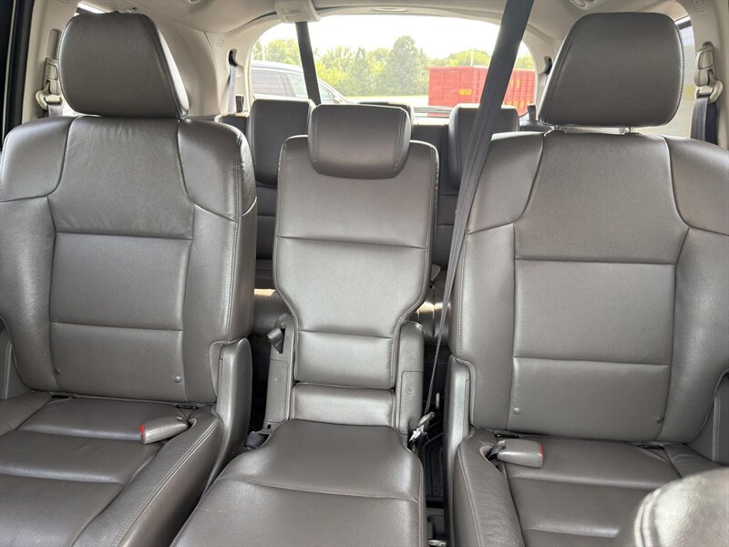 2014 Honda Odyssey Touring - Photo 12 - Indianapolis, IN 46234