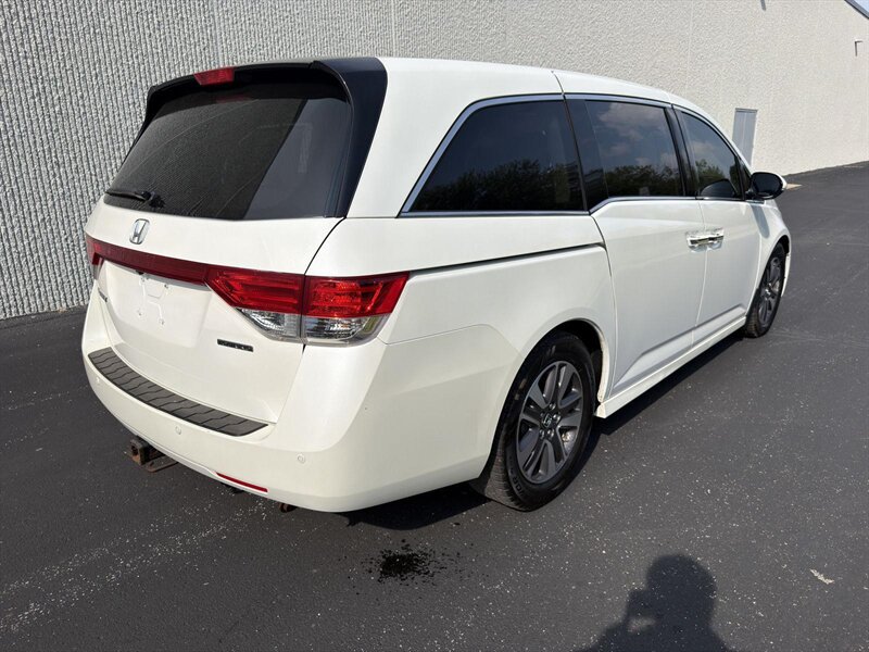 2014 Honda Odyssey Touring - Photo 4 - Indianapolis, IN 46234