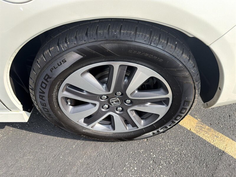 2014 Honda Odyssey Touring - Photo 38 - Indianapolis, IN 46234