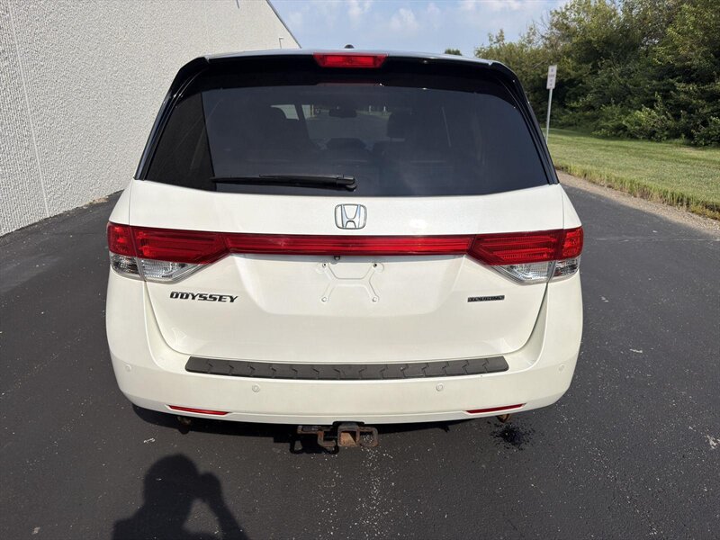 2014 Honda Odyssey Touring - Photo 5 - Indianapolis, IN 46234