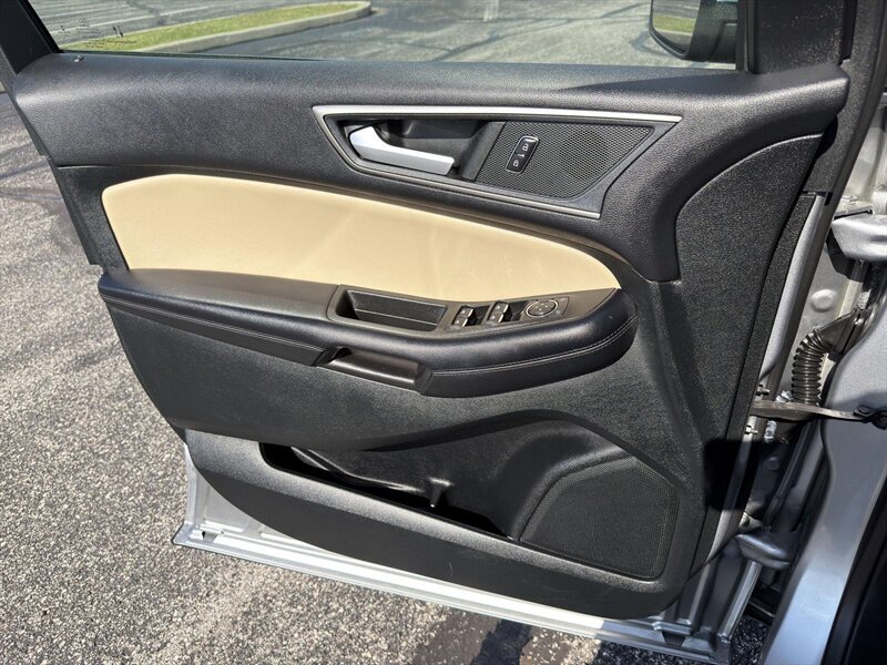 2022 Ford Edge SEL - Photo 42 - Indianapolis, IN 46234