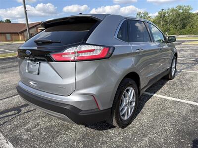 2022 Ford Edge SEL - Photo 4 - Indianapolis, IN 46234