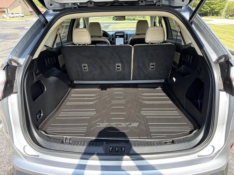 2022 Ford Edge SEL - Photo 44 - Indianapolis, IN 46234