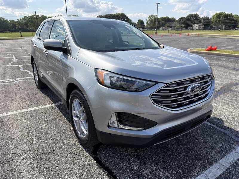 2022 Ford Edge SEL - Photo 3 - Indianapolis, IN 46234