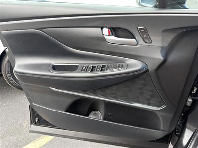 2021 Hyundai SANTA FE Limited   - Photo 39 - Indianapolis, IN 46234