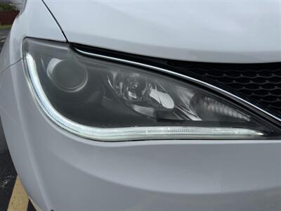 2018 Chrysler Pacifica Limited   - Photo 48 - Indianapolis, IN 46234