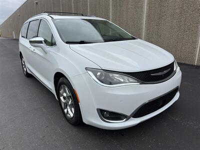 2018 Chrysler Pacifica Limited   - Photo 3 - Indianapolis, IN 46234