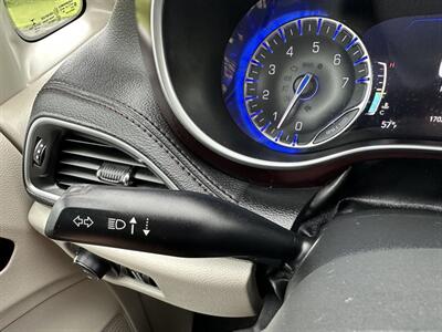 2018 Chrysler Pacifica Limited   - Photo 21 - Indianapolis, IN 46234