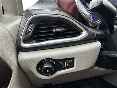 2018 Chrysler Pacifica Limited   - Photo 24 - Indianapolis, IN 46234