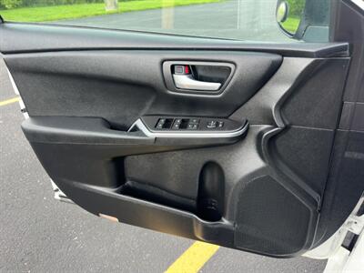 2017 Toyota Camry SE   - Photo 30 - Indianapolis, IN 46234