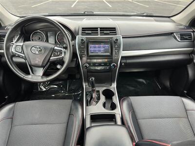 2017 Toyota Camry SE   - Photo 7 - Indianapolis, IN 46234