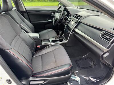 2017 Toyota Camry SE   - Photo 14 - Indianapolis, IN 46234