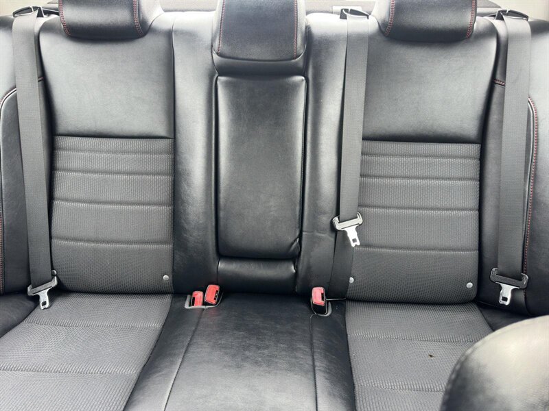2017 Toyota Camry SE - Photo 12 - Indianapolis, IN 46234