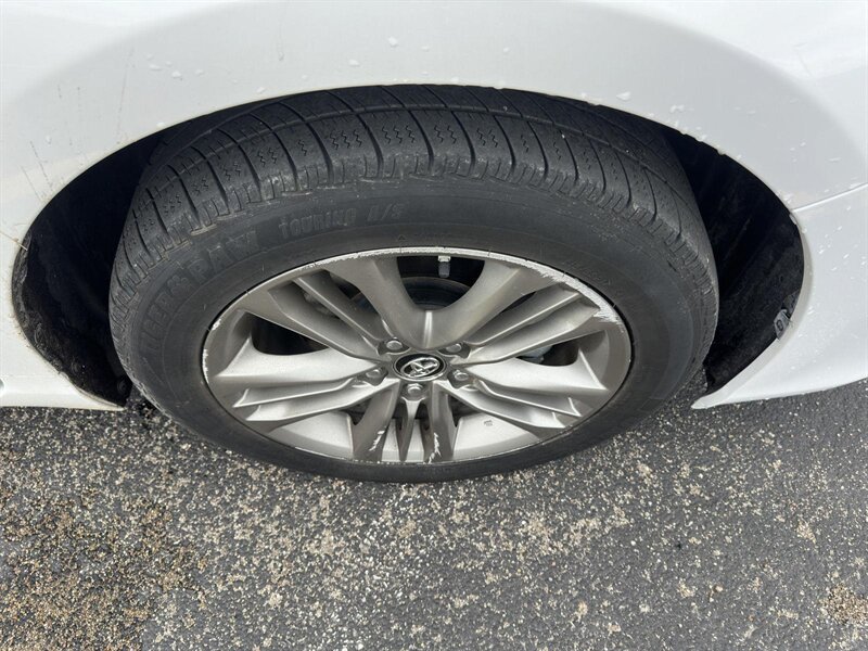 2017 Toyota Camry SE - Photo 37 - Indianapolis, IN 46234