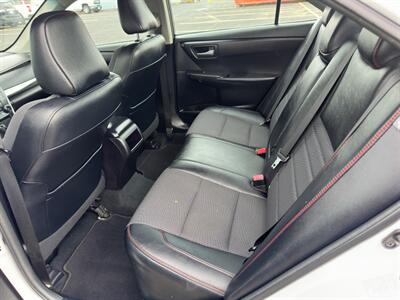 2017 Toyota Camry SE   - Photo 11 - Indianapolis, IN 46234