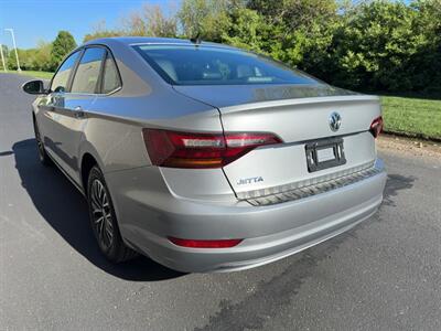 2019 Volkswagen Jetta SEL   - Photo 6 - Indianapolis, IN 46234