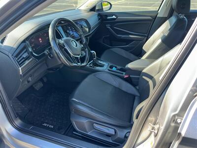 2019 Volkswagen Jetta SEL   - Photo 7 - Indianapolis, IN 46234