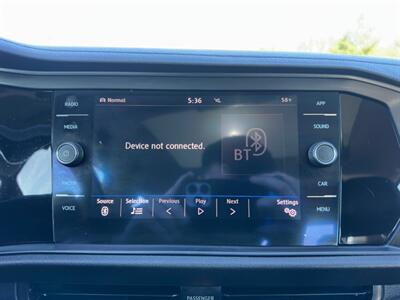 2019 Volkswagen Jetta SEL   - Photo 17 - Indianapolis, IN 46234