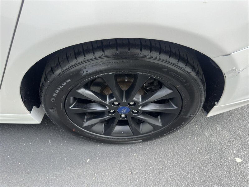 2017 Ford Fusion SE - Photo 40 - Indianapolis, IN 46234