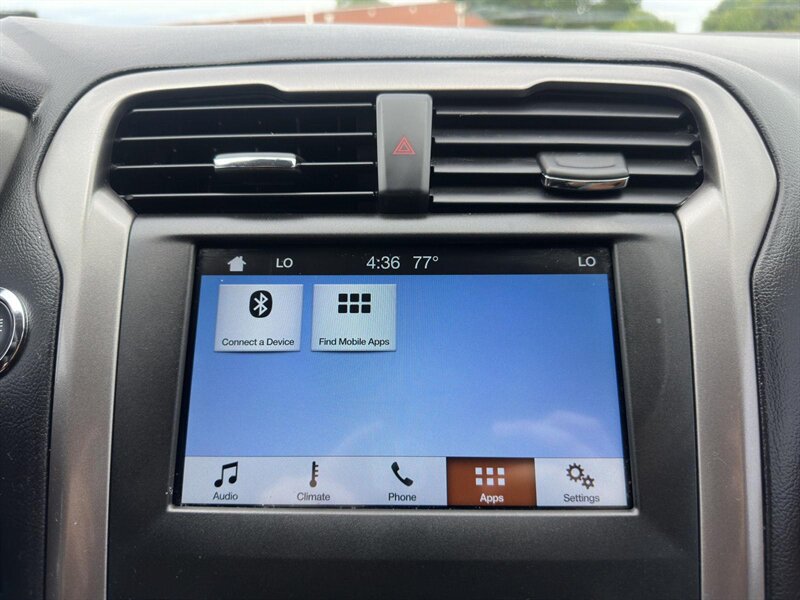 2017 Ford Fusion SE - Photo 29 - Indianapolis, IN 46234