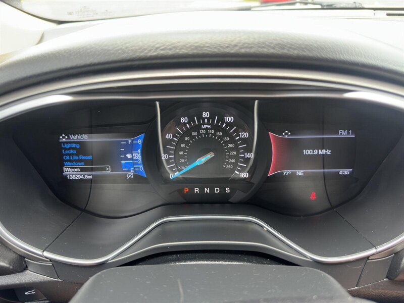 2017 Ford Fusion SE - Photo 14 - Indianapolis, IN 46234