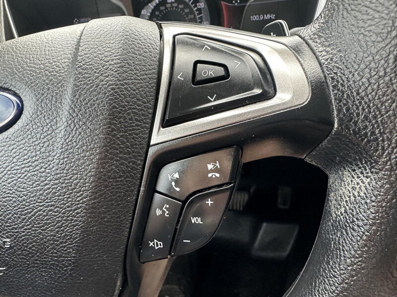 2017 Ford Fusion SE - Photo 20 - Indianapolis, IN 46234