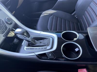 2013 Ford Fusion SE   - Photo 22 - Indianapolis, IN 46234