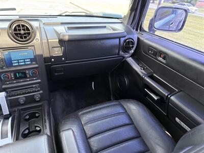 2005 Hummer H2 SUT   - Photo 9 - Indianapolis, IN 46234