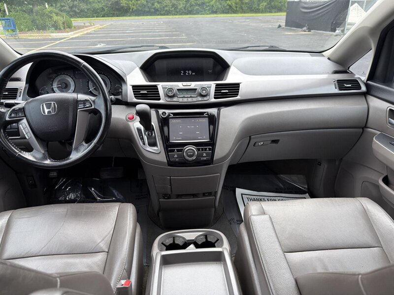 2016 Honda Odyssey EX-L - Photo 8 - Indianapolis, IN 46234