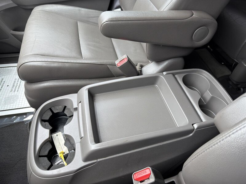 2016 Honda Odyssey EX-L - Photo 27 - Indianapolis, IN 46234