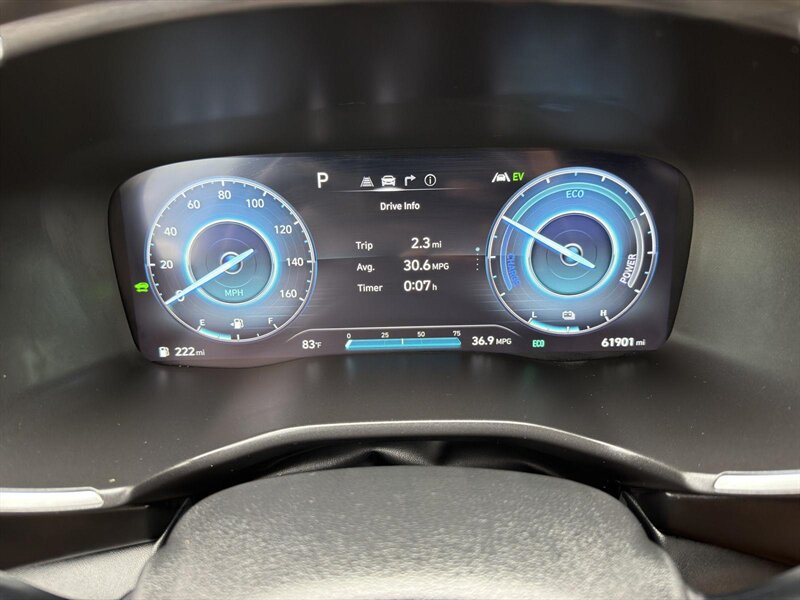 2022 Hyundai SANTA FE Hybrid SEL Premium - Photo 16 - Indianapolis, IN 46234