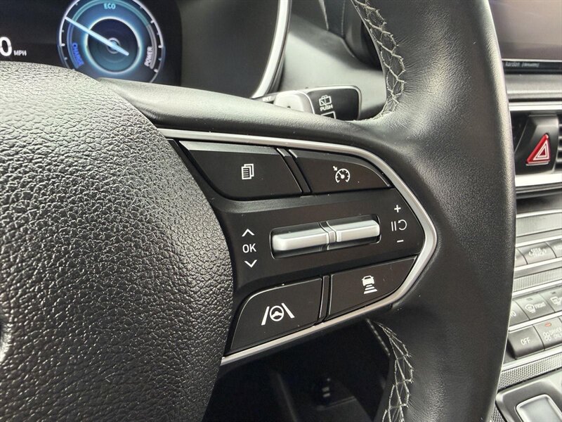 2022 Hyundai SANTA FE Hybrid SEL Premium - Photo 27 - Indianapolis, IN 46234