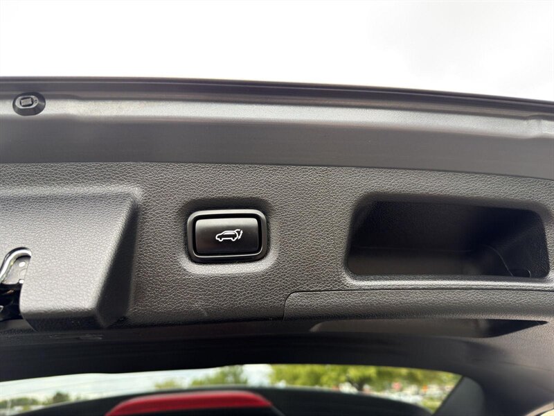 2022 Hyundai SANTA FE Hybrid SEL Premium - Photo 44 - Indianapolis, IN 46234