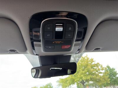 2022 Hyundai SANTA FE Hybrid SEL Premium - Photo 38 - Indianapolis, IN 46234