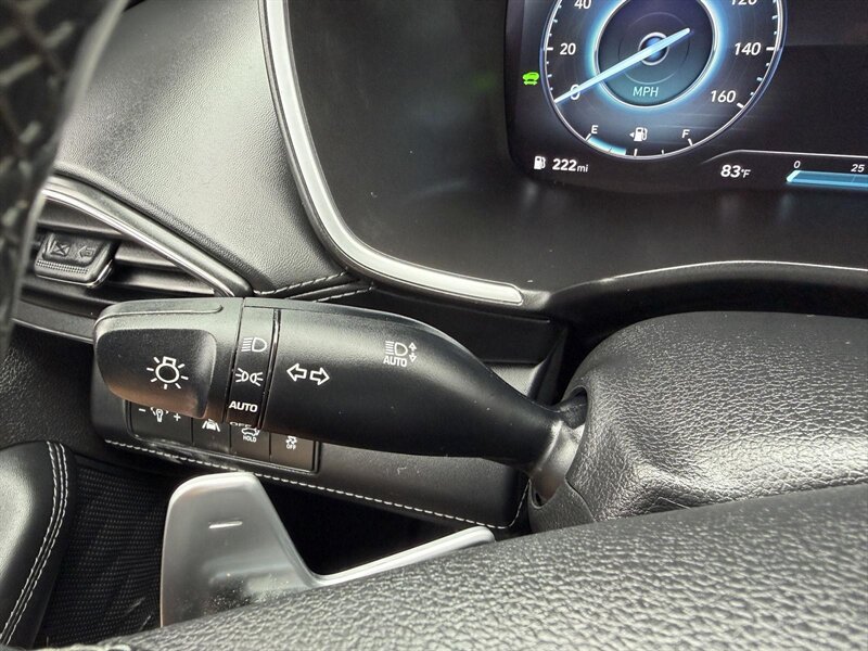 2022 Hyundai SANTA FE Hybrid SEL Premium - Photo 24 - Indianapolis, IN 46234